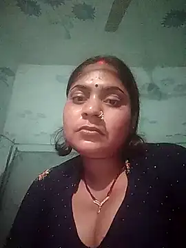 Snapshot of Aanushaka chatting on 03.04.26 Aanushaka online show from 03.04.26