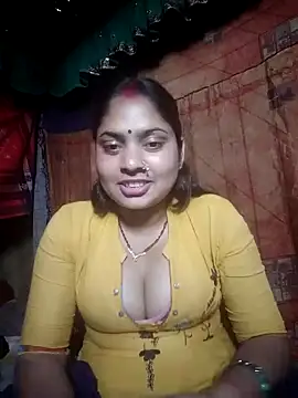 Snapshot of Aanushaka chatting on 03.10.26 Aanushaka online show from 03.10.26