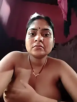Snapshot of Aanushaka chatting on 04.01.26 Aanushaka online show from 04.01.26