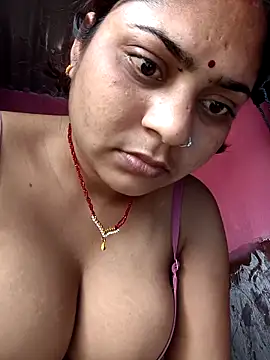 Snapshot of Aanushaka chatting on 04.02.26 Aanushaka online show from 04.02.26