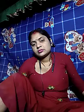 Snapshot of Aanushaka chatting on 04.06.26 Aanushaka online show from 04.06.26
