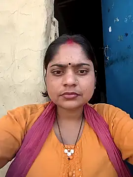 Snapshot of Aanushaka chatting on 04.09.26 Aanushaka online show from 04.09.26
