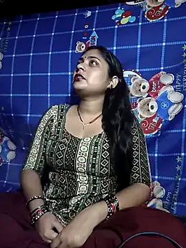 Snapshot of Aanushaka chatting on 04.14.26 Aanushaka online show from 04.14.26