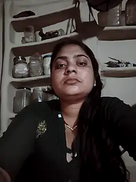 Snapshot of Aanushaka chatting on 04.16.26 Aanushaka online show from 04.16.26