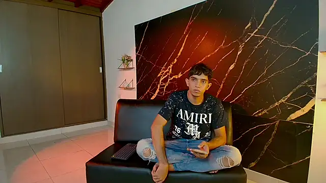 Snapshot of thiago_moreno chatting on 02.28.26 thiago moreno online show from 02.28.26