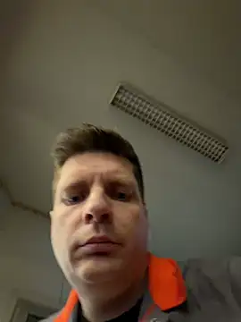 Snapshot of Minmoi1984 chatting on 02.21.26 Minmoi1984 online show from 02.21.26