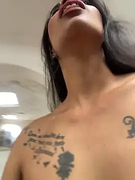 Tashi7 online show from 02.28.26