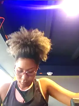 Snapshot of MarySweetieHot chatting on 03.02.26 MarySweetieHot online show from 03.02.26