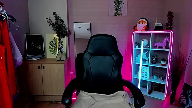 Snapshot of demetra__ chatting on 02.22.26 demetra online show from 02.22.26