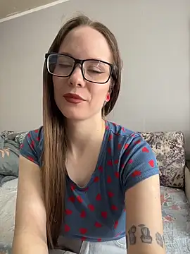 Snapshot of DivaAurumX chatting on 02.23.26 DivaAurumX online show from 02.23.26