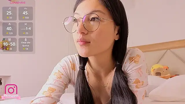 eva depp  online show from 03.12.26