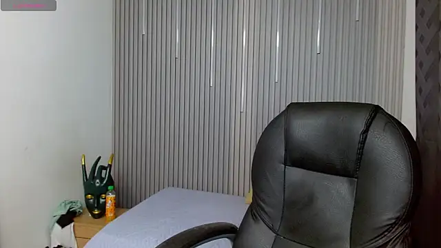 Snapshot of Julian_Smith21 chatting on 04.20.26 Julian Smith21 online show from 04.20.26