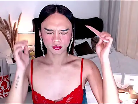 Snapshot of YzaHellsex chatting on 03.14.26 YzaHellsex online show from 03.14.26