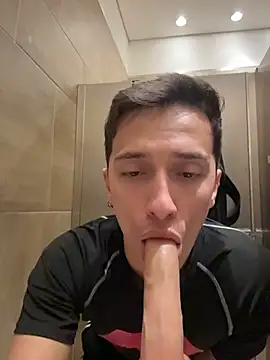 Snapshot of Thiago_Jones1 chatting on 04.16.26 Thiago Jones1 online show from 04.16.26