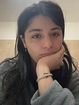 Snapshot of maryzoe05 chatting on 03.22.26 maryzoe05 online show from 03.22.26