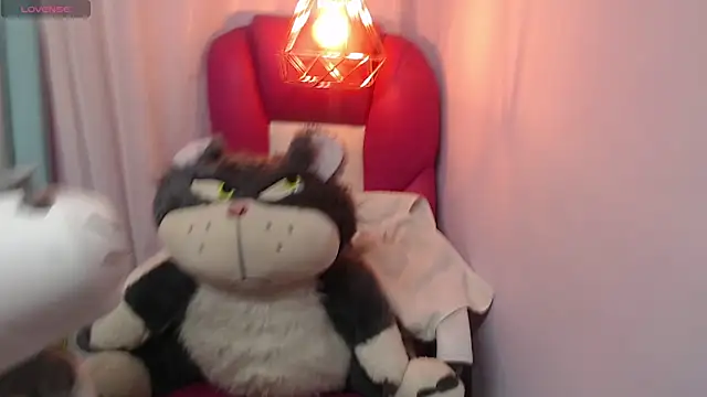 yaracute1 online show from 03.17.26