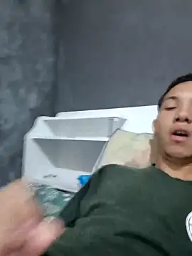 Snapshot of Gustavo063safado chatting on 02.25.26 Gustavo063safado online show from 02.25.26