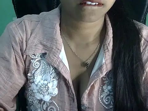 cute momo love online show from 04.27.26