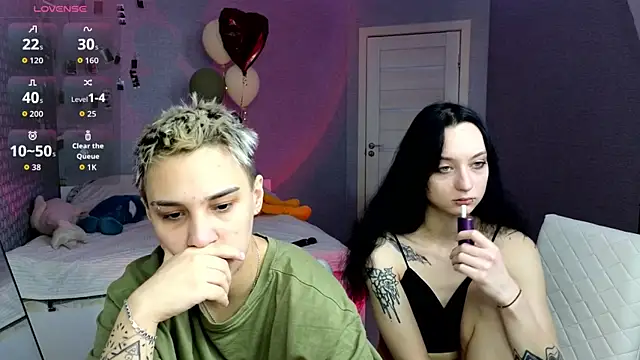 LuxuryLoverss online show from 04.15.26