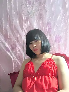 Snapshot of juicy-milu chatting on 06.22.26 juicy-milu online show from 06.22.26