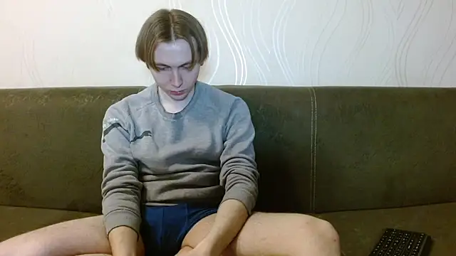 Snapshot of meowgary chatting on 02.28.26 meowgary online show from 02.28.26