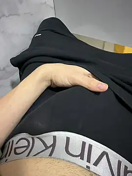 Snapshot of Vireontr1 chatting on 02.22.26 Vireontr1 online show from 02.22.26