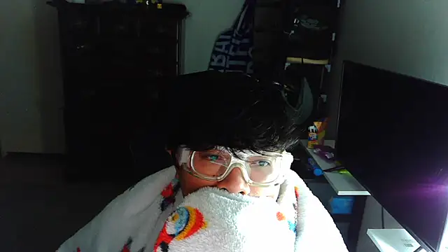 Snapshot of longlongsong chatting on 02.28.26 longlongsong online show from 02.28.26