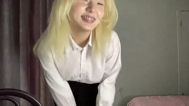 Snapshot of minnie_joy chatting on 02.25.26 minnie joy online show from 02.25.26