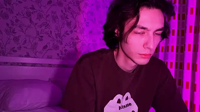 Snapshot of crybae chatting on 02.24.26 crybae online show from 02.24.26