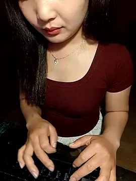 Myna5790 online show from 02.26.26