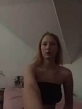 Snapshot of TanyaSavel chatting on 02.23.26 TanyaSavel online show from 02.23.26