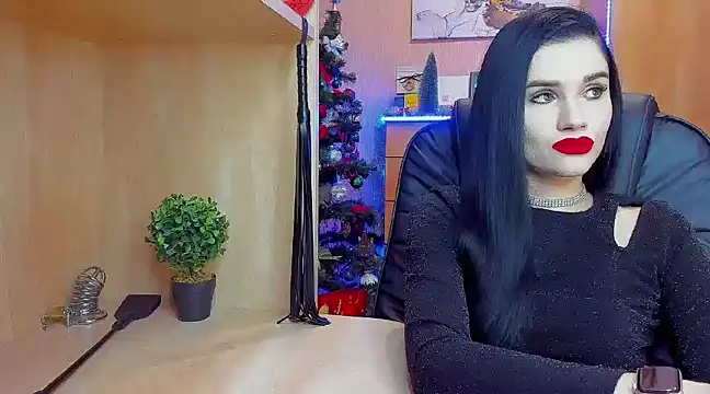 Snapshot of KristiTopxx chatting on 12.08.24 KristiTopxx online show from 12.08.24