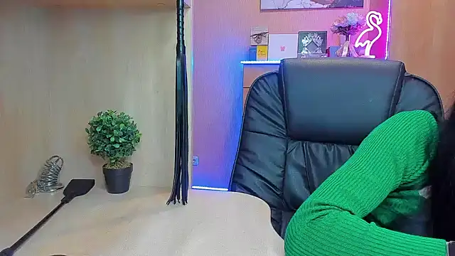 Snapshot of KristiTopxx chatting on 02.17.25 KristiTopxx online show from 02.17.25