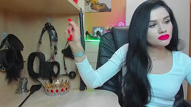 Snapshot of KristiTopxx chatting on 09.21.25 KristiTopxx online show from 09.21.25