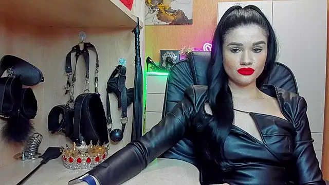 KristiTopxx online show from 10.31.25