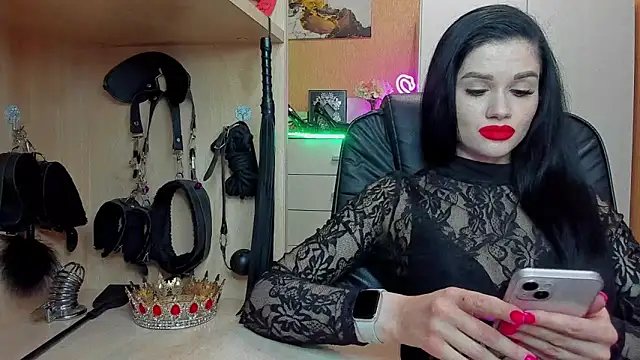 Snapshot of KristiTopxx chatting on 04.20.26 KristiTopxx online show from 04.20.26