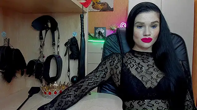 Snapshot of KristiTopxx chatting on 05.12.26 KristiTopxx online show from 05.12.26