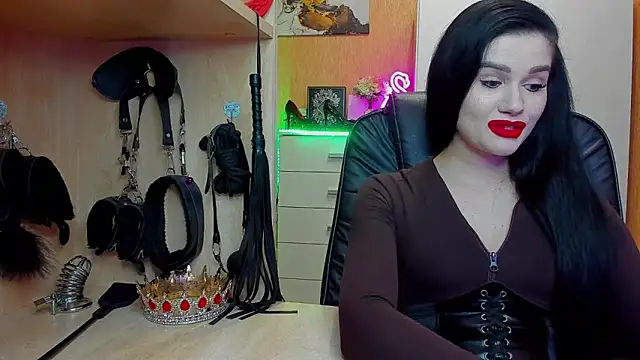 Snapshot of KristiTopxx chatting on 05.26.26 KristiTopxx online show from 05.26.26