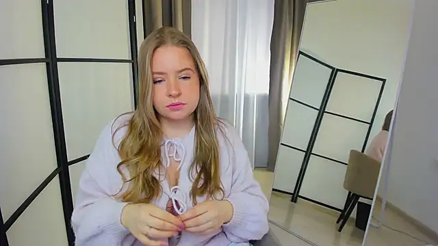 Arya Thomas online show from 03.06.26