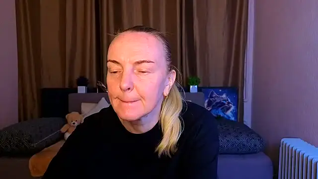 Snapshot of Bella_soulmate chatting on 06.17.26 Bella soulmate online show from 06.17.26