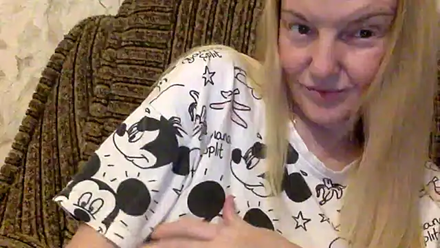 Snapshot of Bella_soulmate chatting on 07.09.26 Bella soulmate online show from 07.09.26