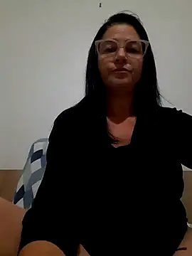 Snapshot of Camilegaucha chatting on 05.11.26 Camilegaucha online show from 05.11.26