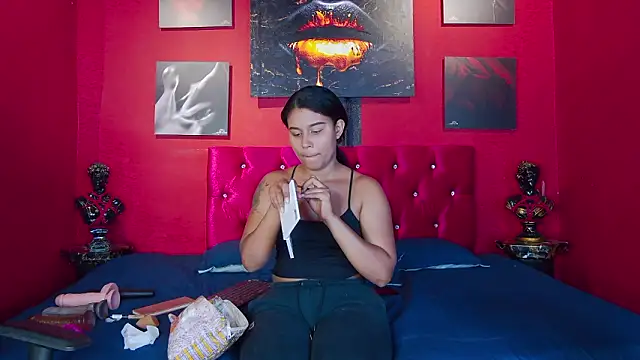 Luna Dante fox online show from 03.25.26