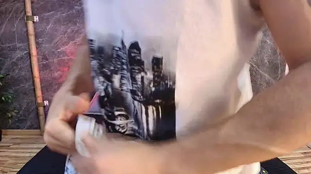 Adams Sanz online show from 04.21.26