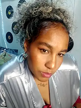 medusafox  online show from 03.21.26