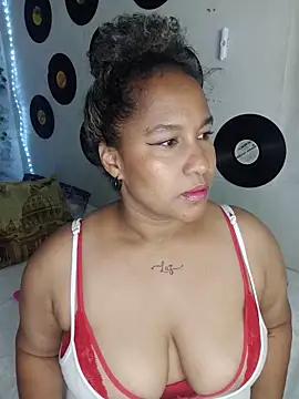 Snapshot of medusafox_ chatting on 06.14.26 medusafox online show from 06.14.26