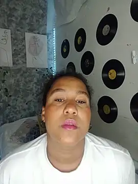 Snapshot of medusafox_ chatting on 06.18.26 medusafox online show from 06.18.26