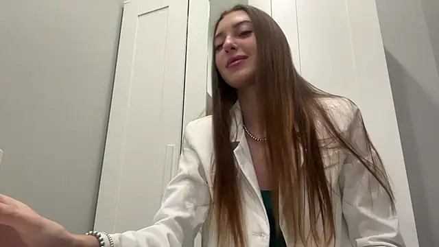 selena favn online show from 03.17.26