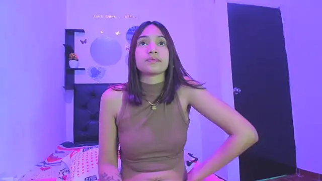 sapphire brown20 online show from 04.07.26