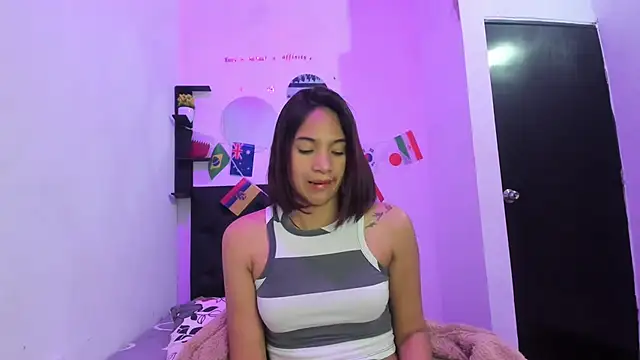 Snapshot of sapphire_brown20 chatting on 07.02.26 sapphire brown20 online show from 07.02.26